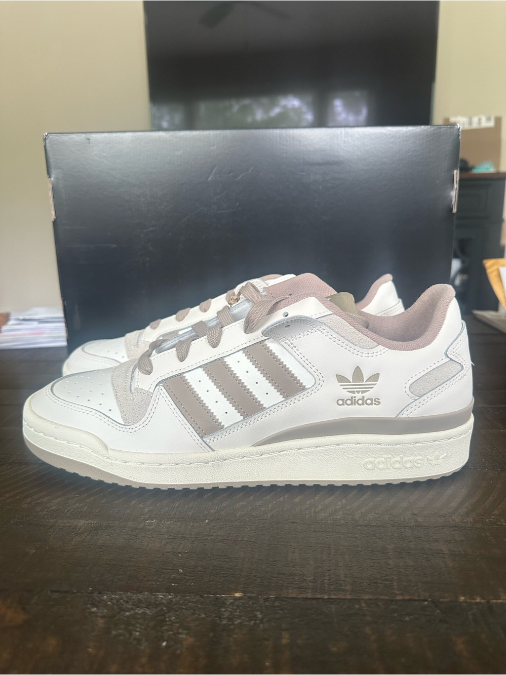 Adidas Forum Low Cl Men’s Cream And Taupe Court-Style Sneakers